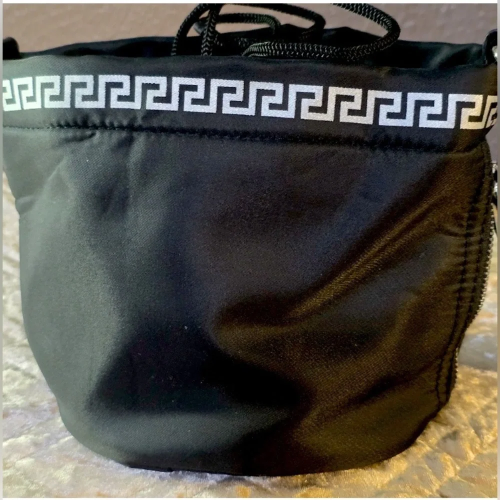 VERSACE Black & White Wristlet/Cosmetic/Bucket Bag, (g wp,) NWOT
